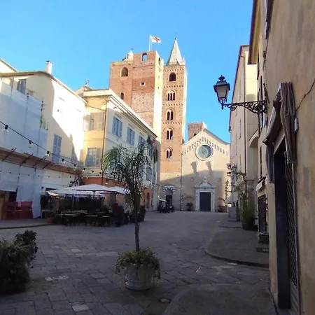Appartement Gallinara A Due Passi Dal Mare Ad In Liguria Albenga